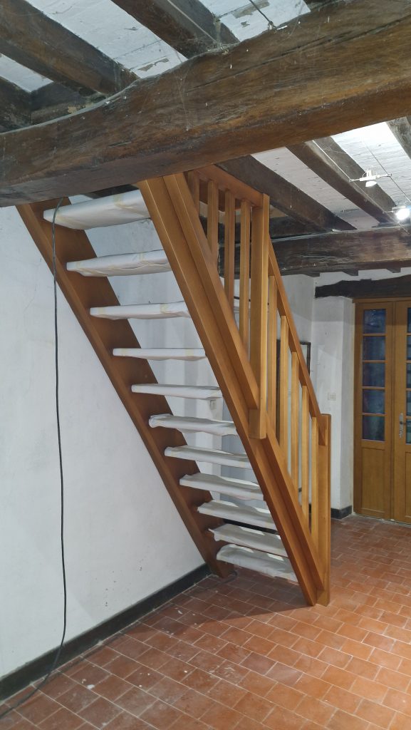 Escalier avec trappe  particulier